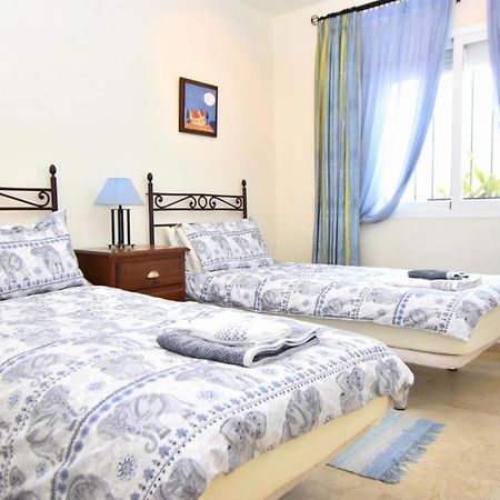 Beautiful Apt With Golf & Lake Views Mijas Golf フエンヒロラ エクステリア 写真