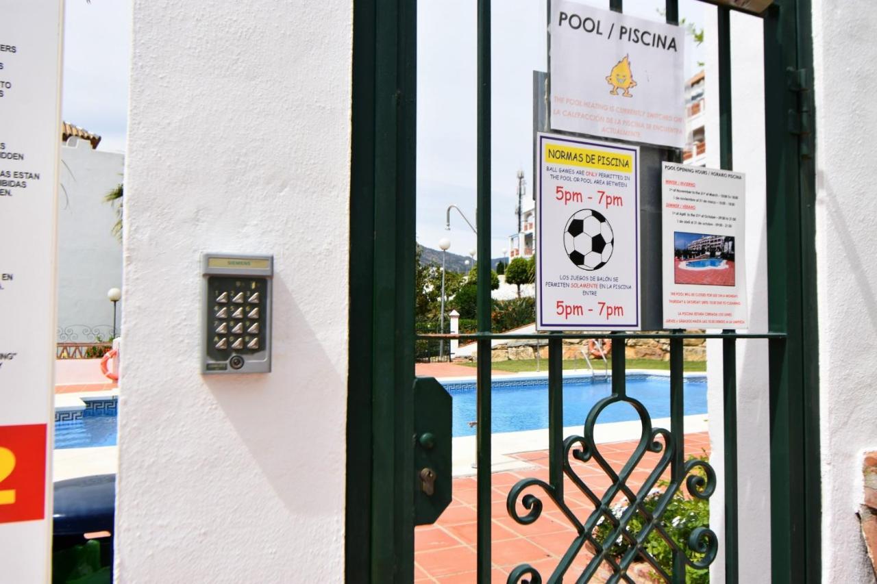 Beautiful Apt With Golf & Lake Views Mijas Golf フエンヒロラ エクステリア 写真